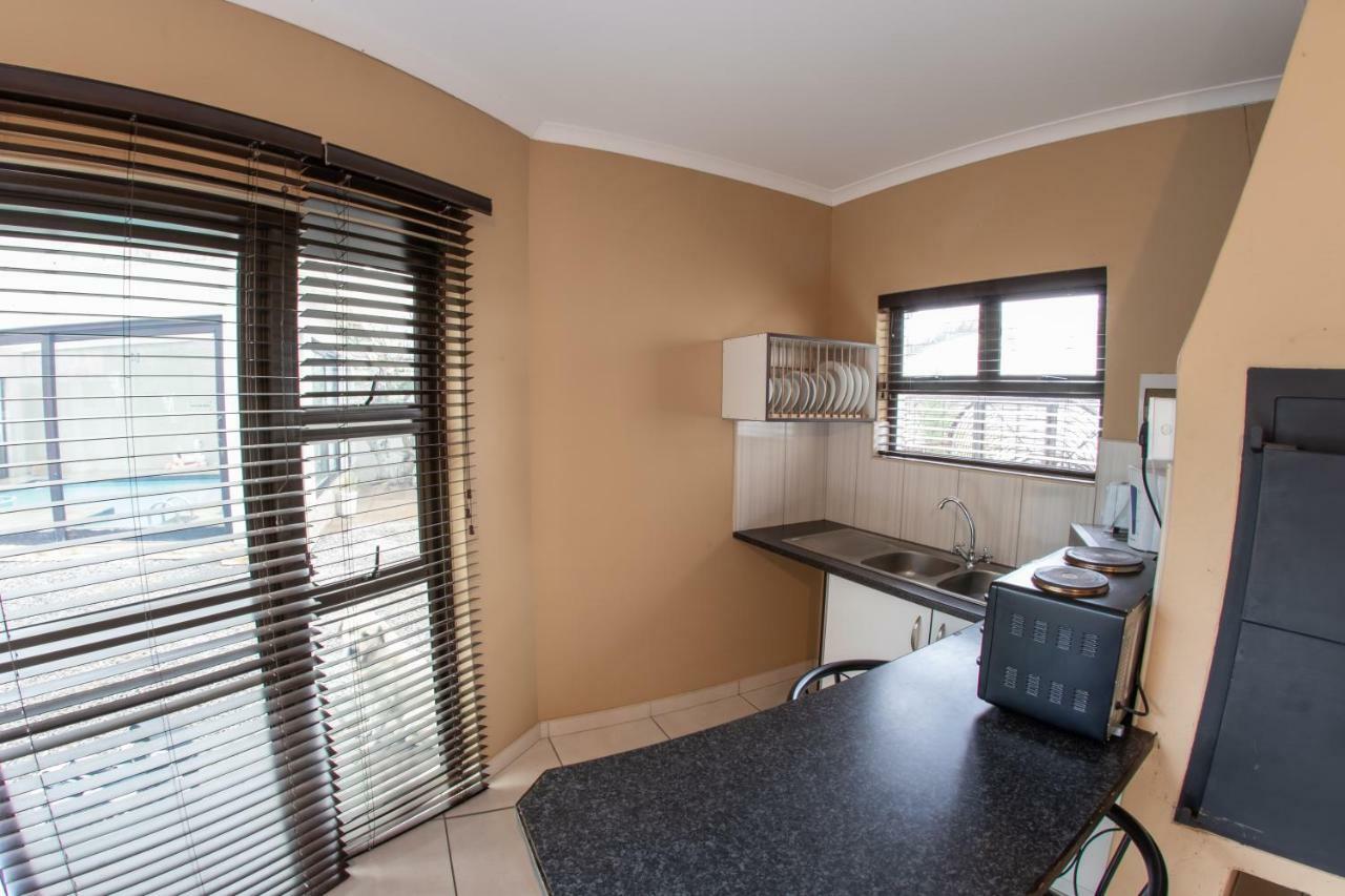 Meransha Self Catering Cc Walvis Bay Luaran gambar