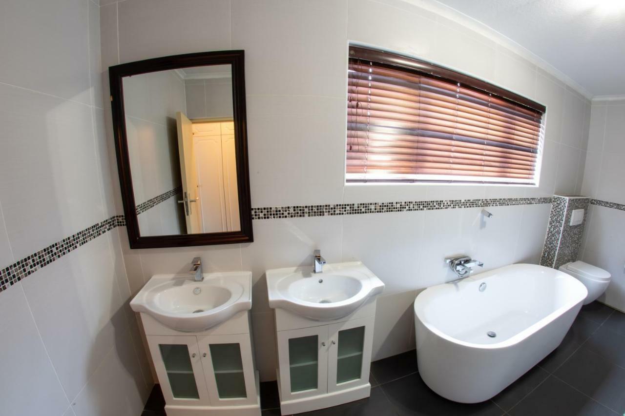 Meransha Self Catering Cc Walvis Bay Luaran gambar