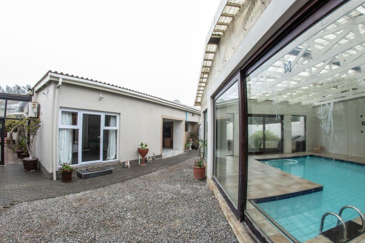 Meransha Self Catering Cc Walvis Bay Luaran gambar