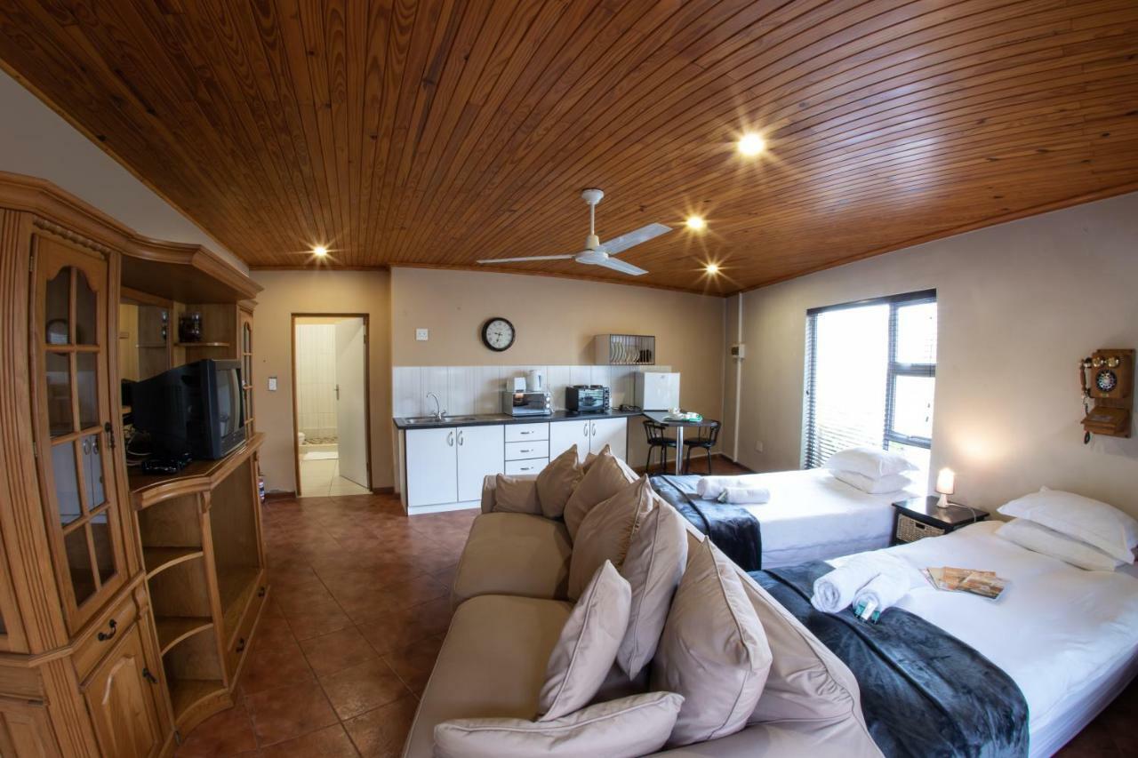 Meransha Self Catering Cc Walvis Bay Luaran gambar