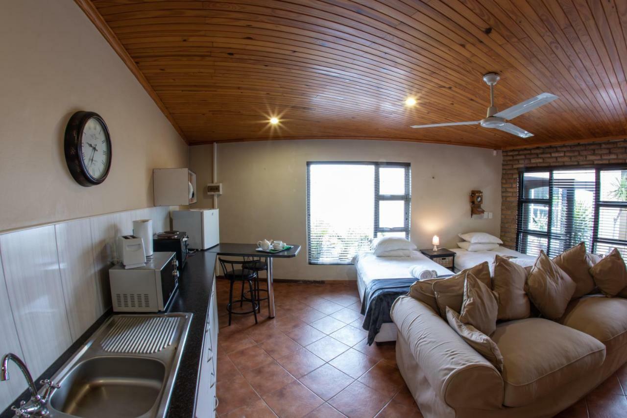 Meransha Self Catering Cc Walvis Bay Luaran gambar